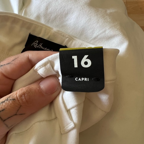 White Capri Pants - Picture 3 of 4